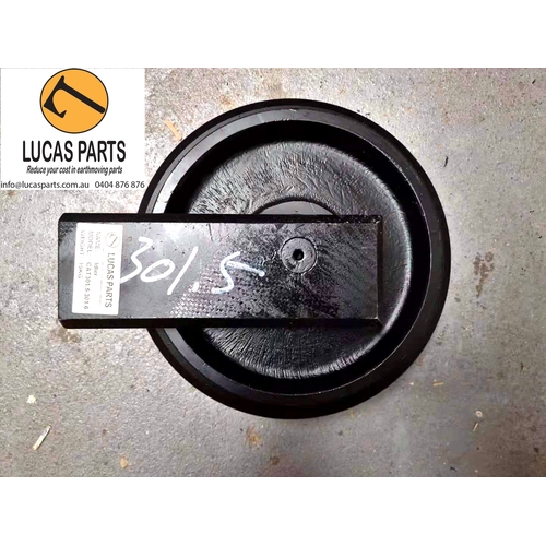 Idler CAT301.5 CAT301.6 CAT301.6C CAT301.8 CAT301.8C   